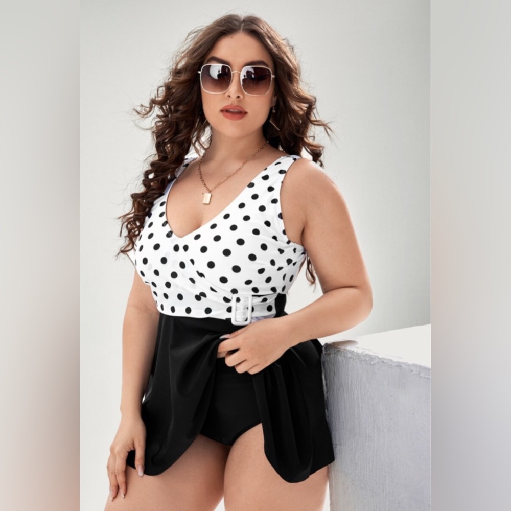 Plus Polka Dot Ruffle Hem Bikini Swimsuit